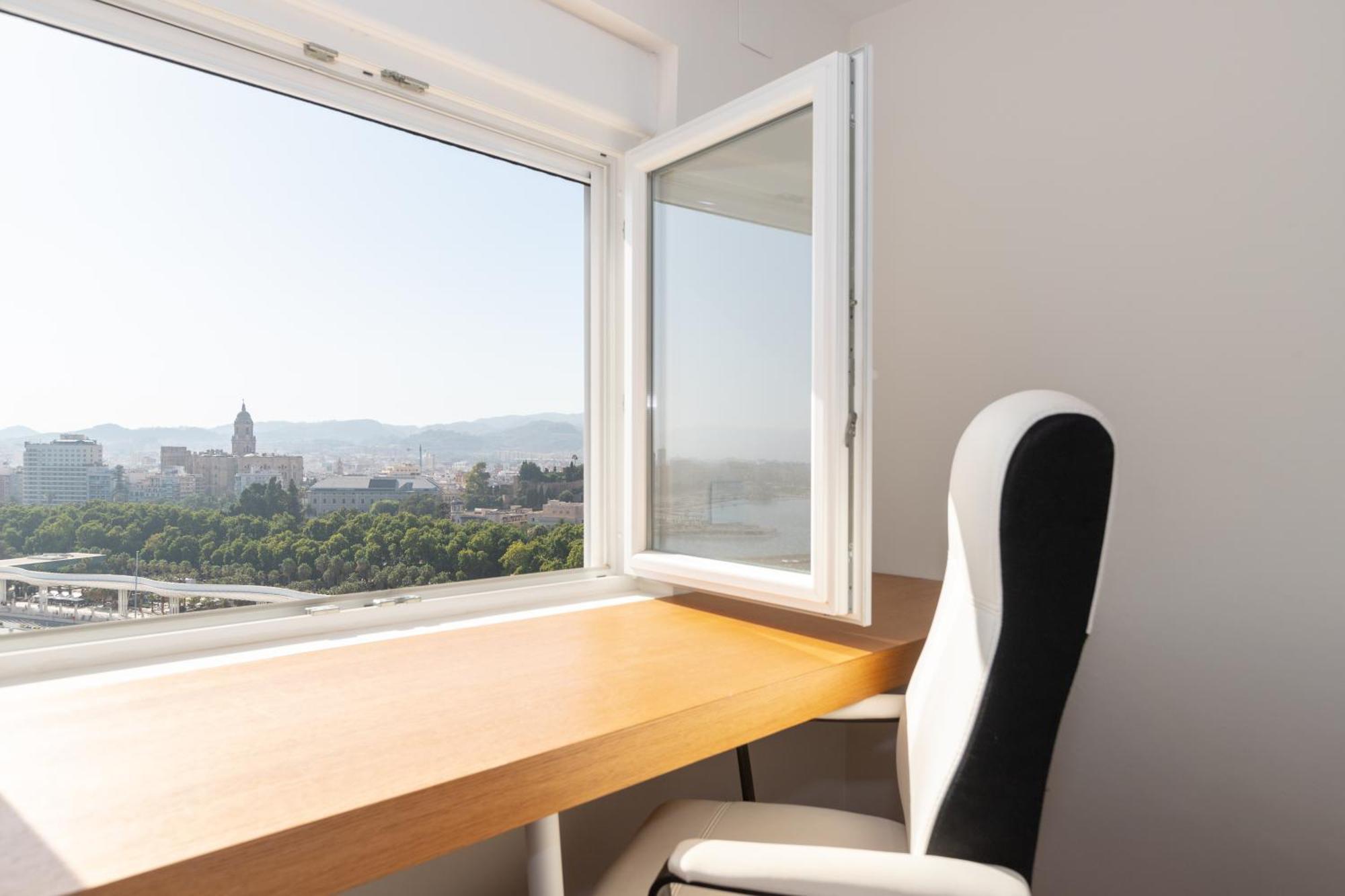 Luxury Beach/Port Apartment Málaga Buitenkant foto